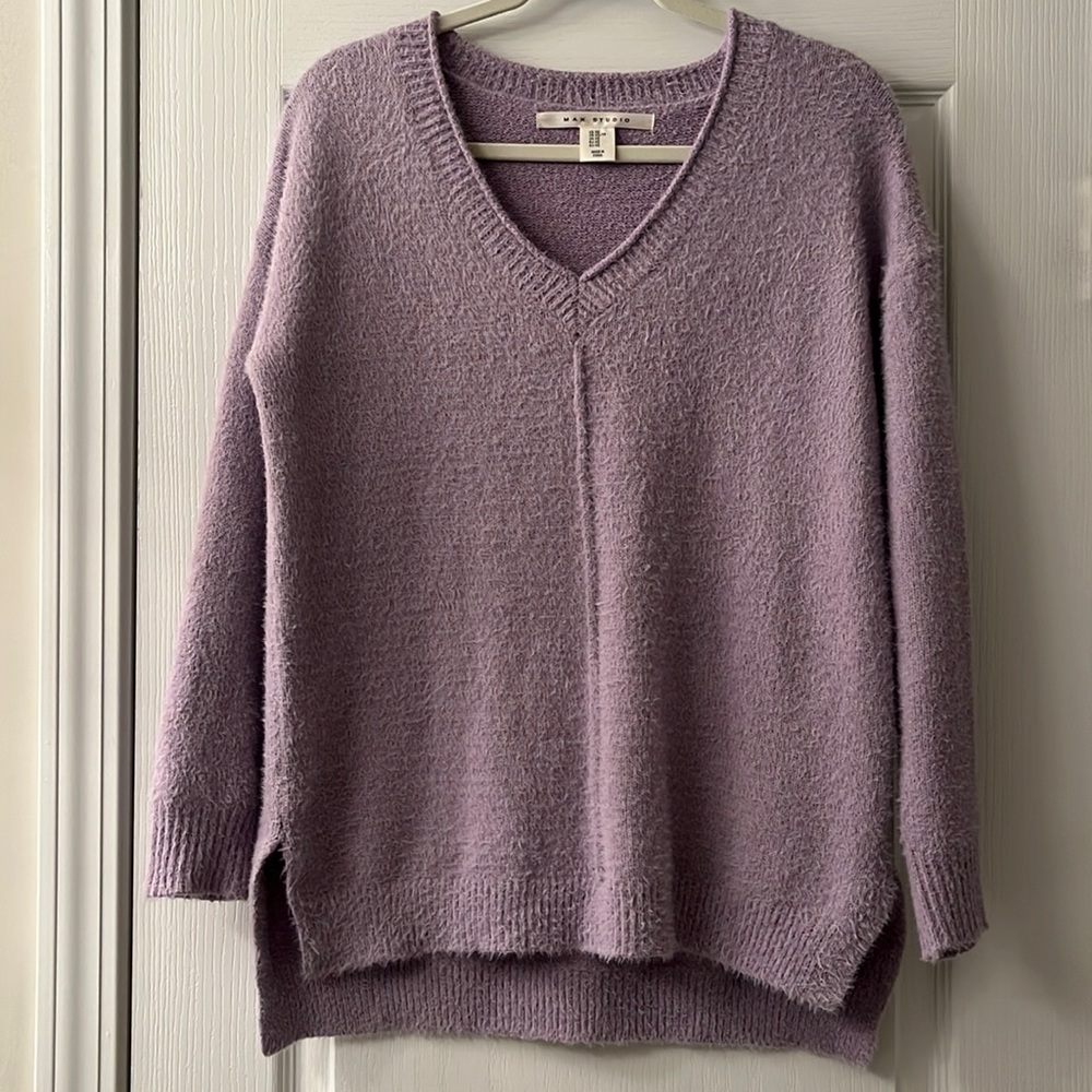 Max Studio Lilac Purple V-Neck Oversized Sweater